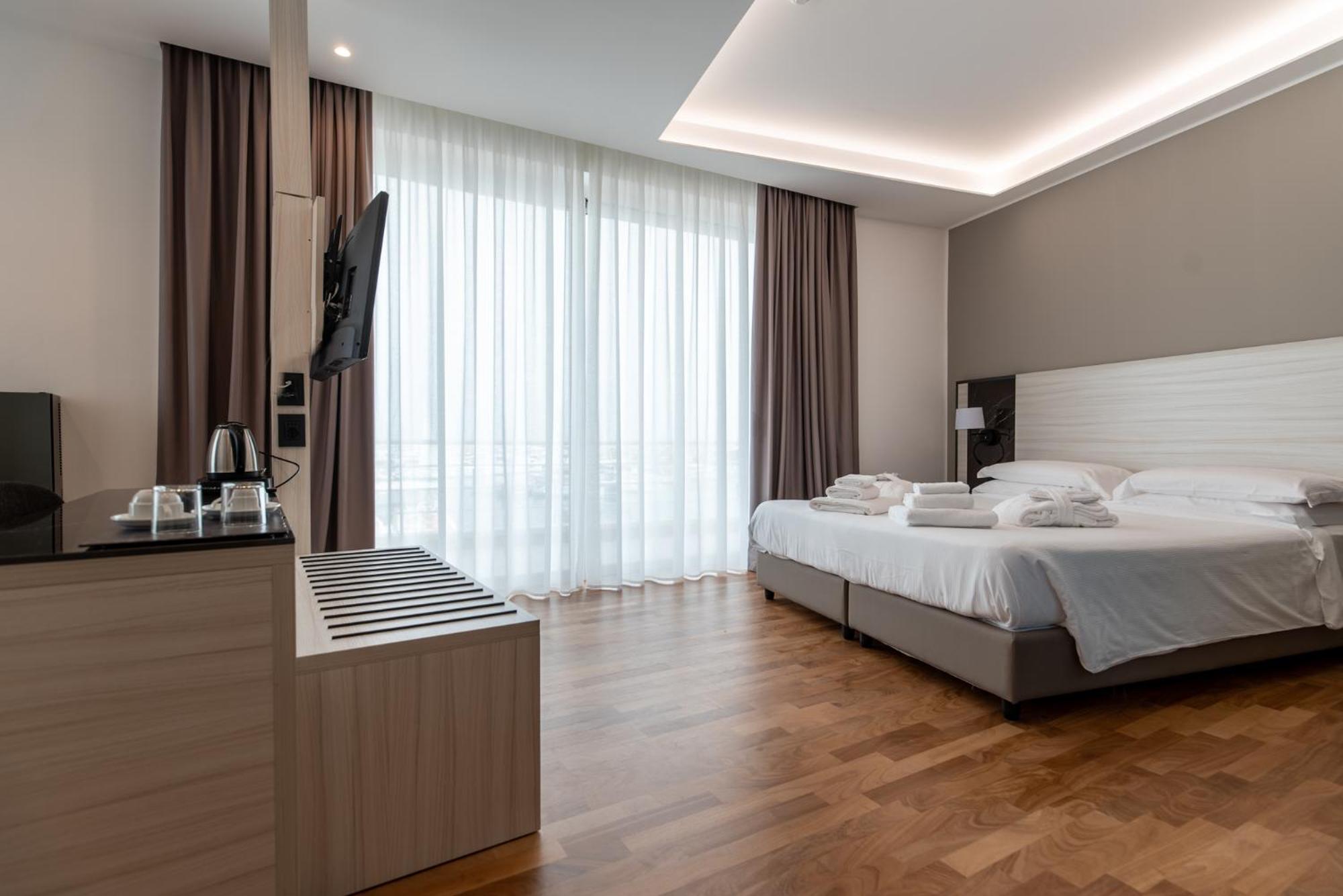Sestante Marina Motel Капо-д'Орландо Екстер'єр фото